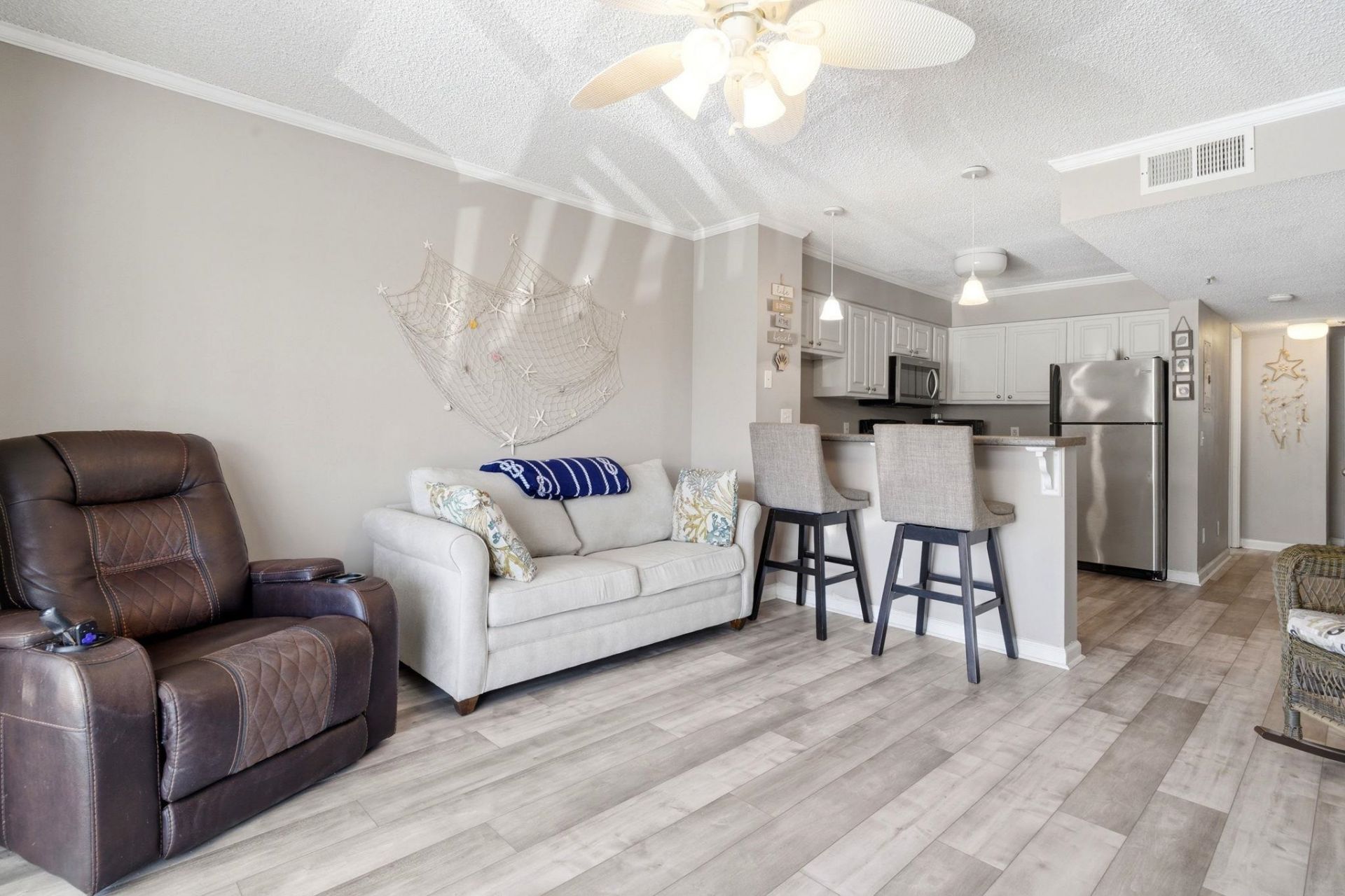 4350 Intercoastal Dr.  Photo 4
