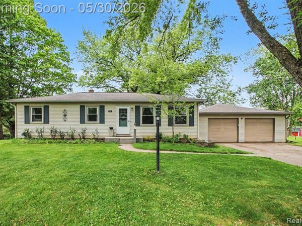 120 Westdale Drive, Genoa Twp, MI 48843