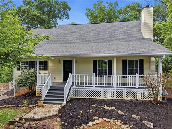 256 Cedarwood Drive, Sevierville, TN 37876