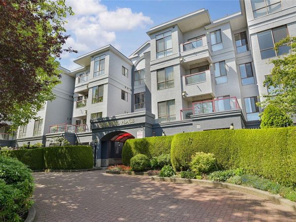 520 Dunedin St, Unit #106, Victoria, BC V8T 2L6