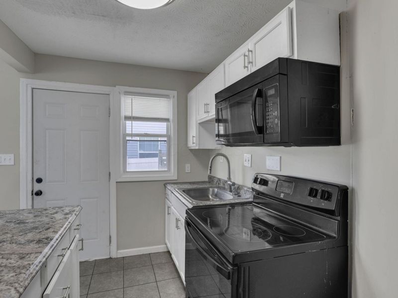 1122 E 23rd Avenue, Columbus, OH 43211 Photo 12
