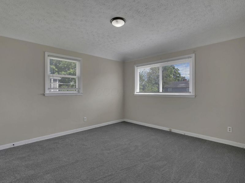 1122 E 23rd Avenue, Columbus, OH 43211 Photo 16