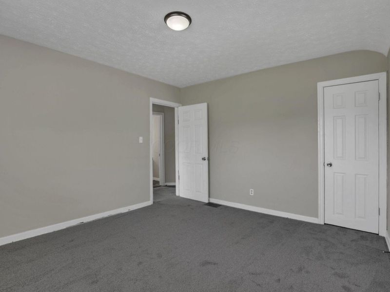 1122 E 23rd Avenue, Columbus, OH 43211 Photo 17