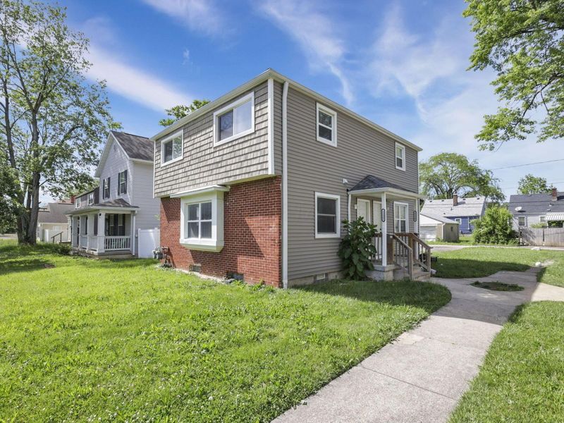 1122 E 23rd Avenue, Columbus, OH 43211 Photo 3