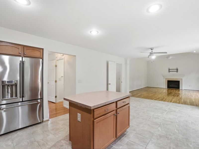 6211 Avebury Court, Hamilton Twp, OH 45152 Photo 14