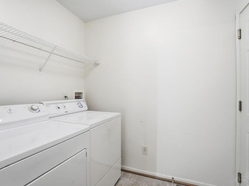 6211 Avebury Court, Hamilton Twp, OH 45152 Photo 23