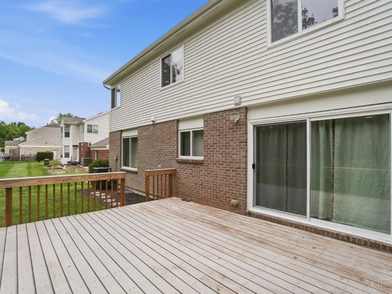 6211 Avebury Court, Hamilton Twp, OH 45152 Photo 46
