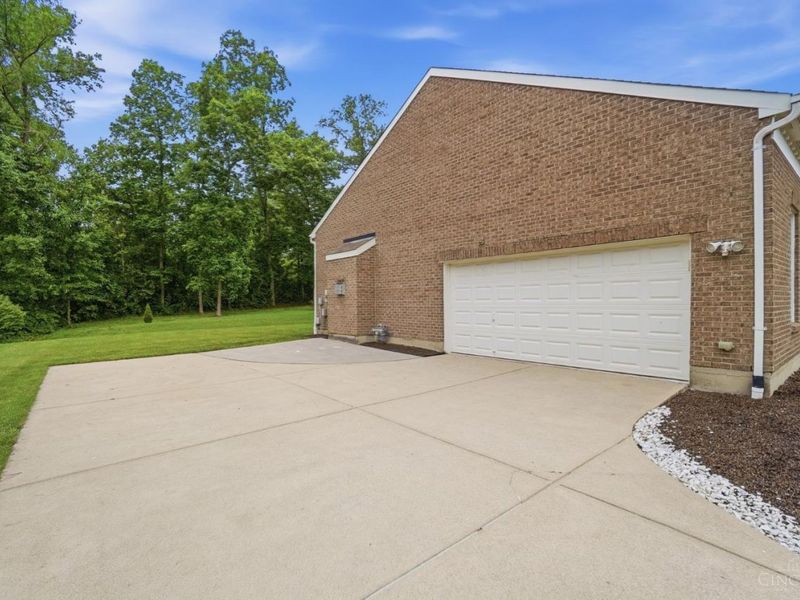 6211 Avebury Court, Hamilton Twp, OH 45152 Photo 52