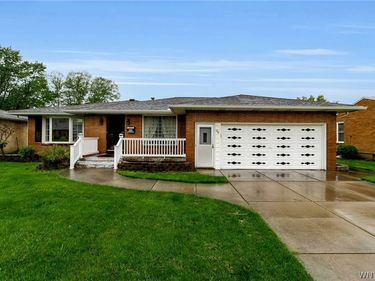 244 Fairways Boulevard , Buffalo, NY 14221