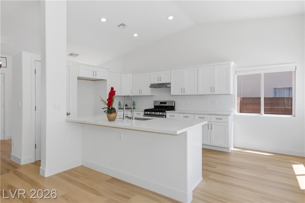 525 Rancho Del Mar Way, North Las Vegas, NV 89031 Main Photo
