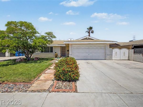 7310 Pleasant View Avenue , Las Vegas, NV 89147