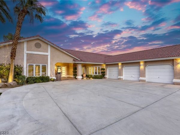 1940 Jasmine Joy Court, Las Vegas, NV 89117