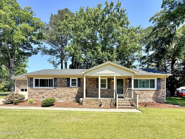 1820 Providence Road , Elizabeth City, NC 27909
