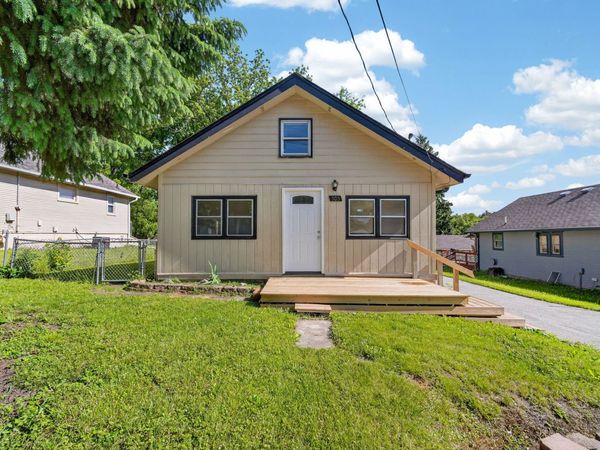 505 Payton Avenue, Des Moines, IA 50315