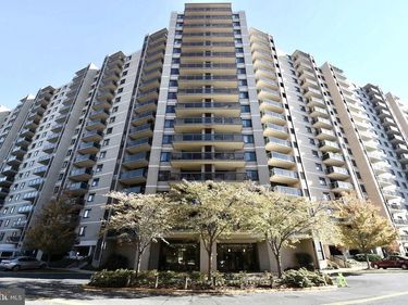 307 YOAKUM PARKWAY , Unit 703, ALEXANDRIA, VA 22304