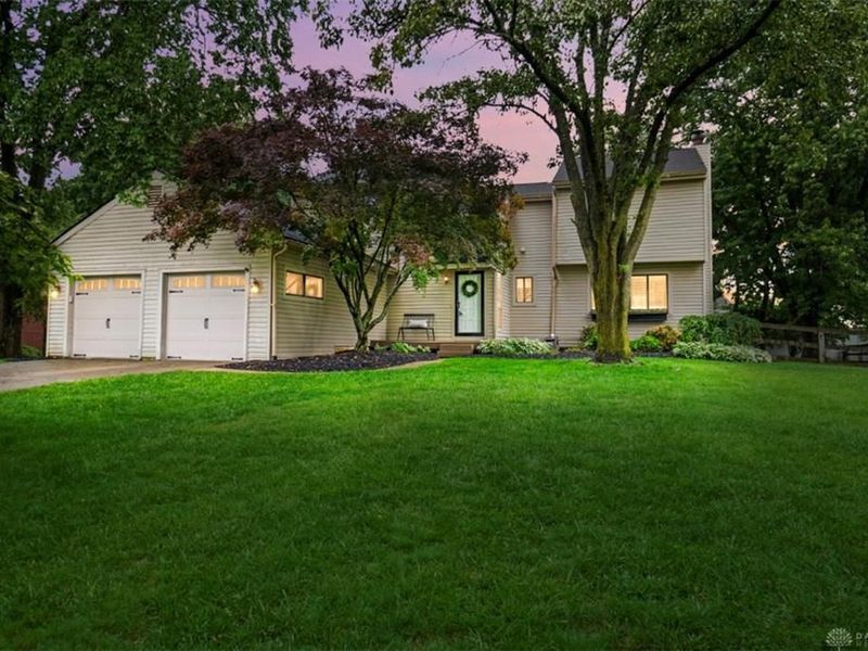 917 Briarwood Court, Mason, OH 45040 Photo 1