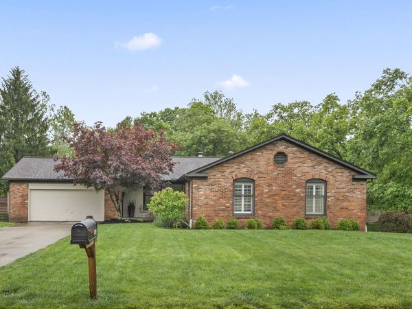 945 Stoney Creek Road, Columbus, OH 43235