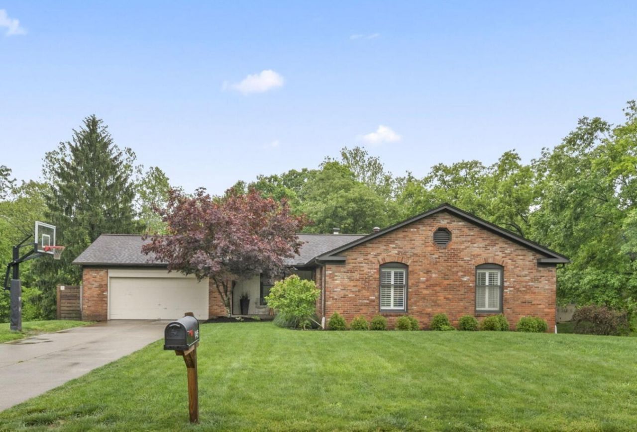 945 Stoney Creek Road, Columbus, OH 43235 Main Photo