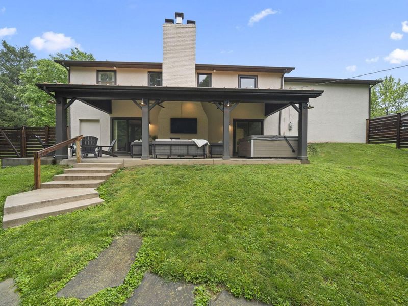 945 Stoney Creek Road, Columbus, OH 43235 Photo 3