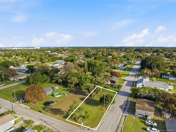 814 N 16th Street, Fort Pierce, FL 34950