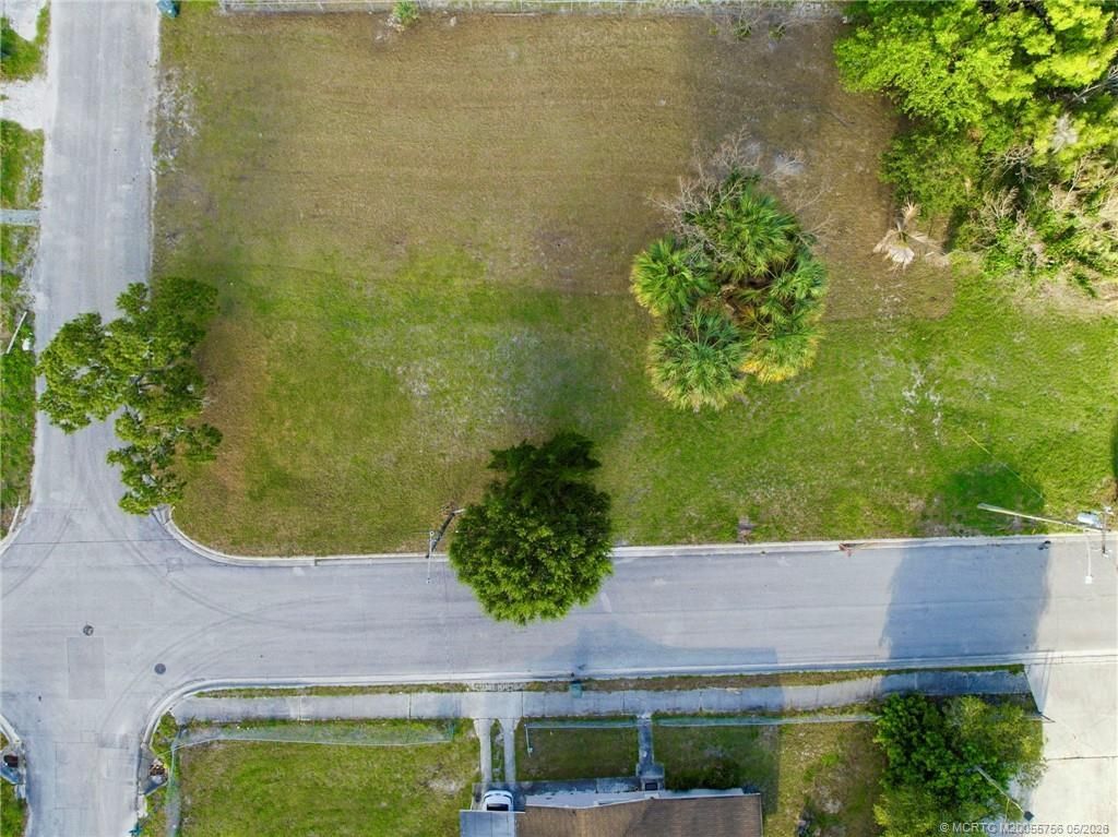 814 N 16th Street, Fort Pierce, FL 34950 Photo