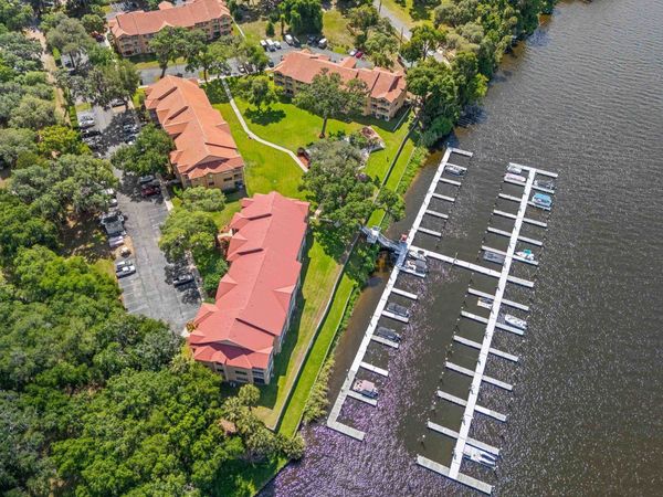 99 Broad River Pl, Unit 3206, Welaka, FL 32193