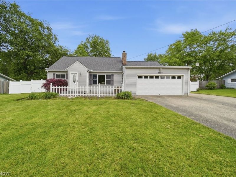 9828 Sunny Lane, Streetsboro, OH 44241 Photo 2