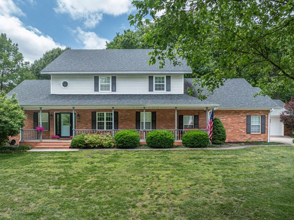 1413 N Granite Drive , Nixa, MO 65714