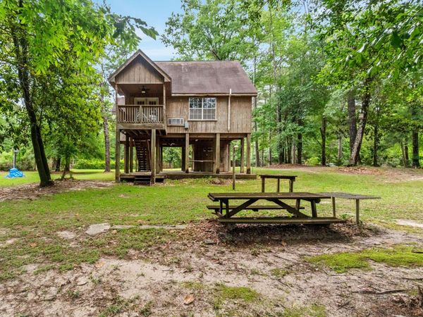 49 Elm St., Poplarville, MS 39470