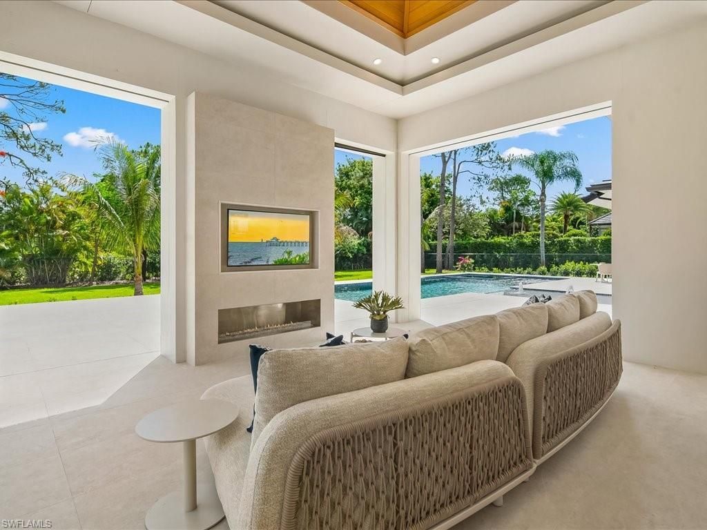 500 Ridge Dr , Naples, FL 34108 Photo