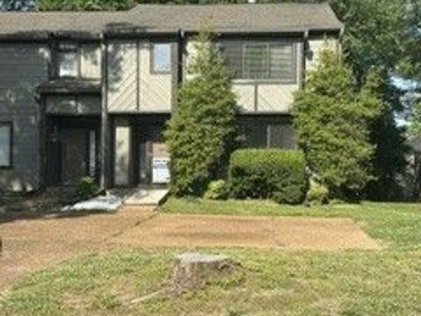 4427 S Trace Blvd , Old Hickory, TN 37138