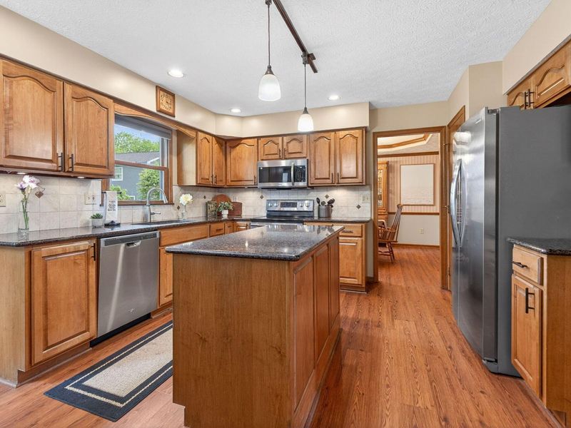 1439 Buckpoint Lane, Worthington, OH 43085 Photo 12