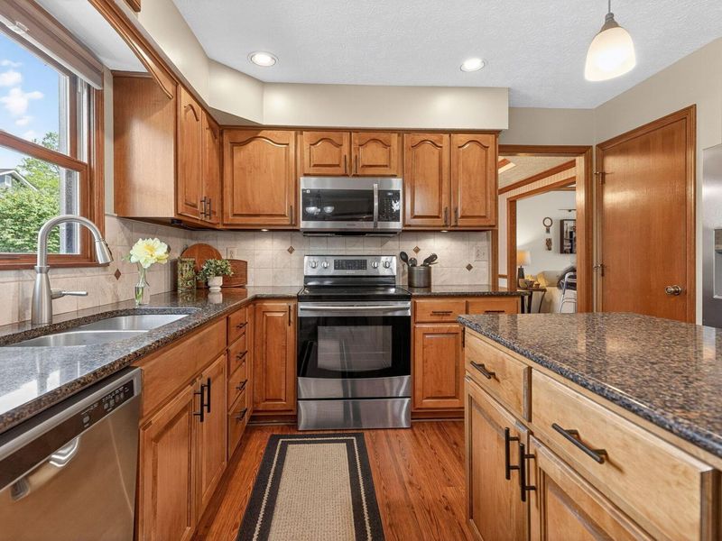 1439 Buckpoint Lane, Worthington, OH 43085 Photo 13