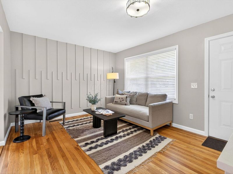 5274 Sinclair Road, Columbus, OH 43229 Photo 1