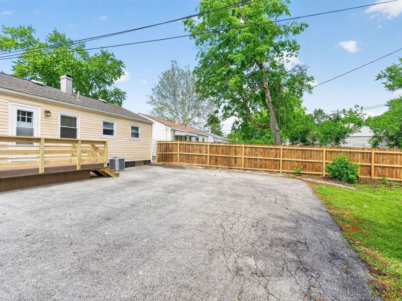 5274 Sinclair Road, Columbus, OH 43229 Photo 22