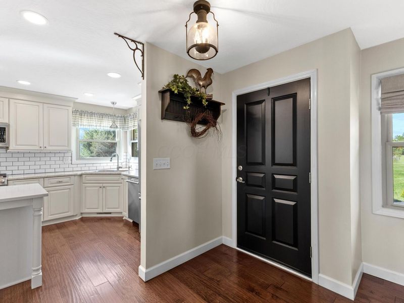 9794 Crottinger Road, Plain City, OH 43064 Photo 4