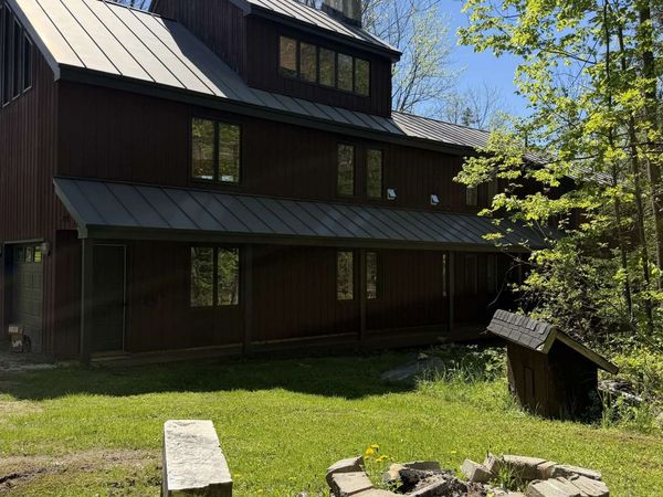 141 Great Hawk Road, Rochester, VT 05767