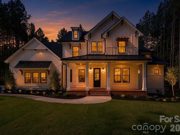 116 Silver Falls Drive , Troutman, NC 28166