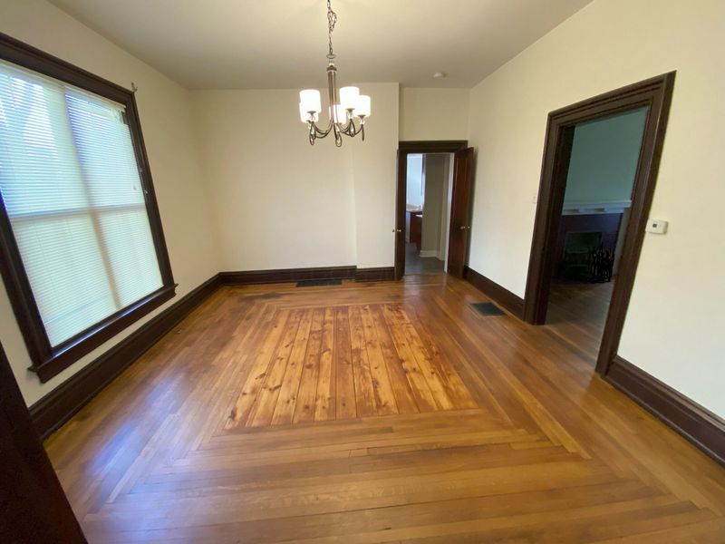 102 N Washington Street , Delaware, OH 43015 Photo 5