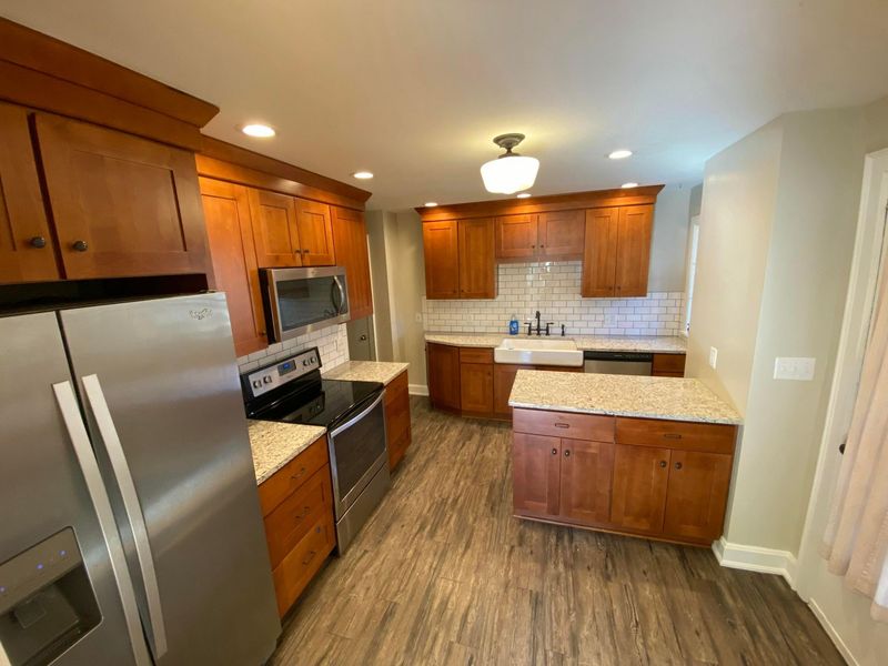 102 N Washington Street , Delaware, OH 43015 Photo 7