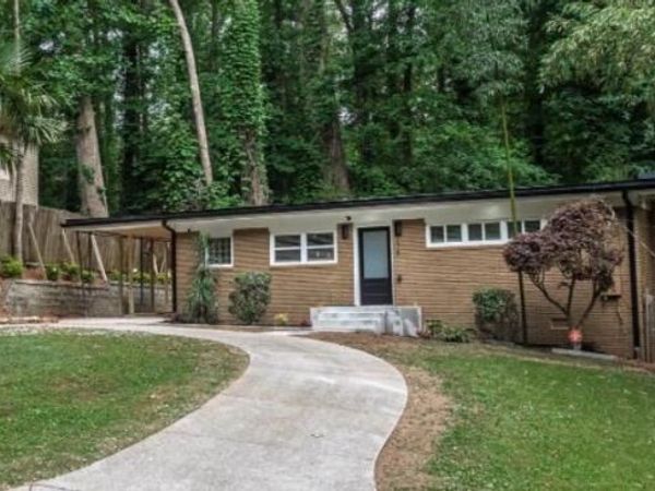 2781 Rollingwood Lane SE, Atlanta, GA 30316