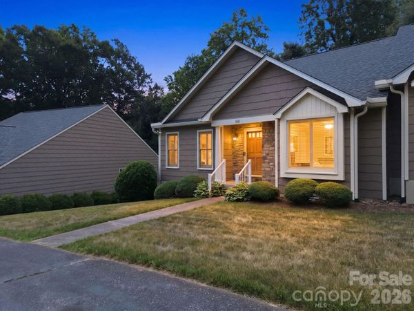 188 39th Avenue Court NW, Hickory, NC 28601