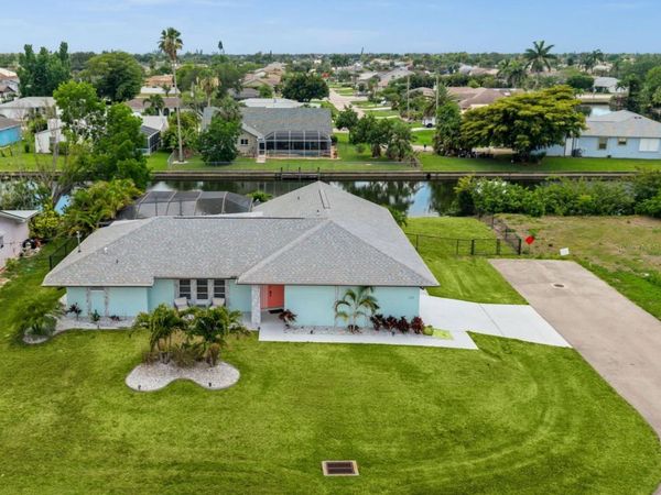 2102 SE 8TH STREET , CAPE CORAL, FL 33990