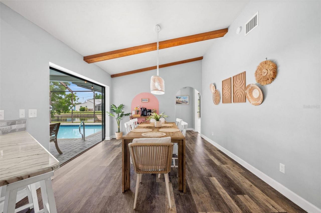 2102 SE 8th Street, Cape Coral, FL 33990 Photo