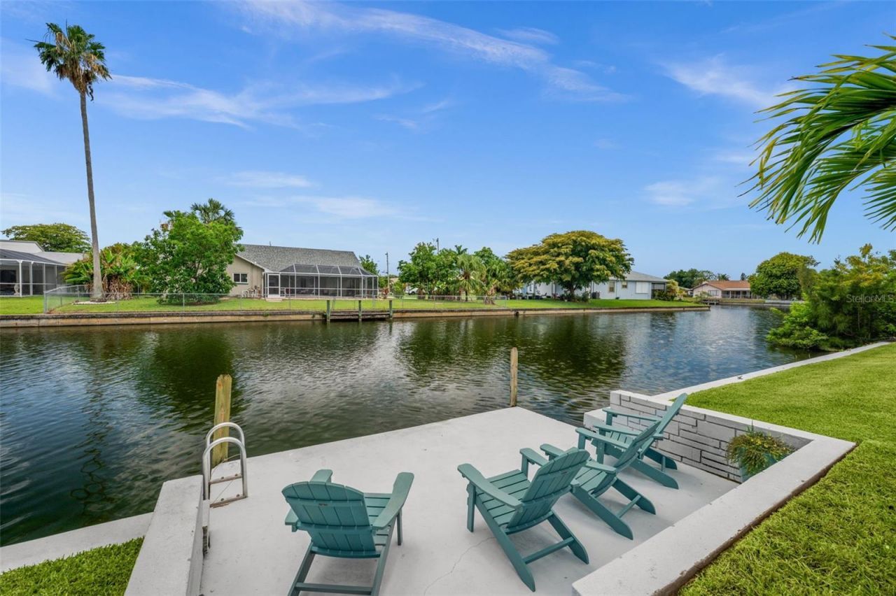 2102 SE 8th Street, Cape Coral, FL 33990 Photo