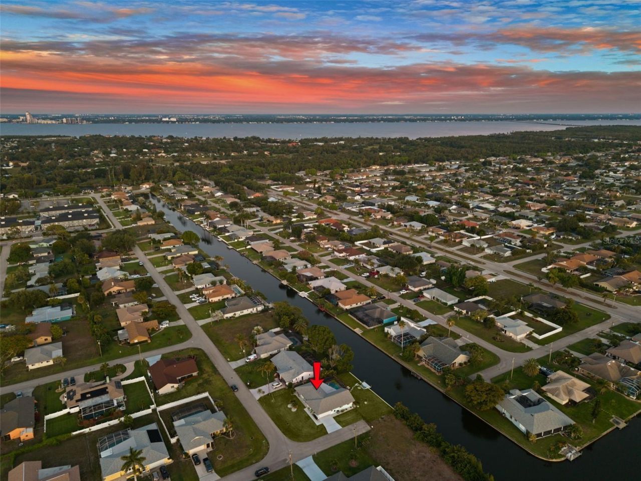 2102 SE 8th Street, Cape Coral, FL 33990 Photo