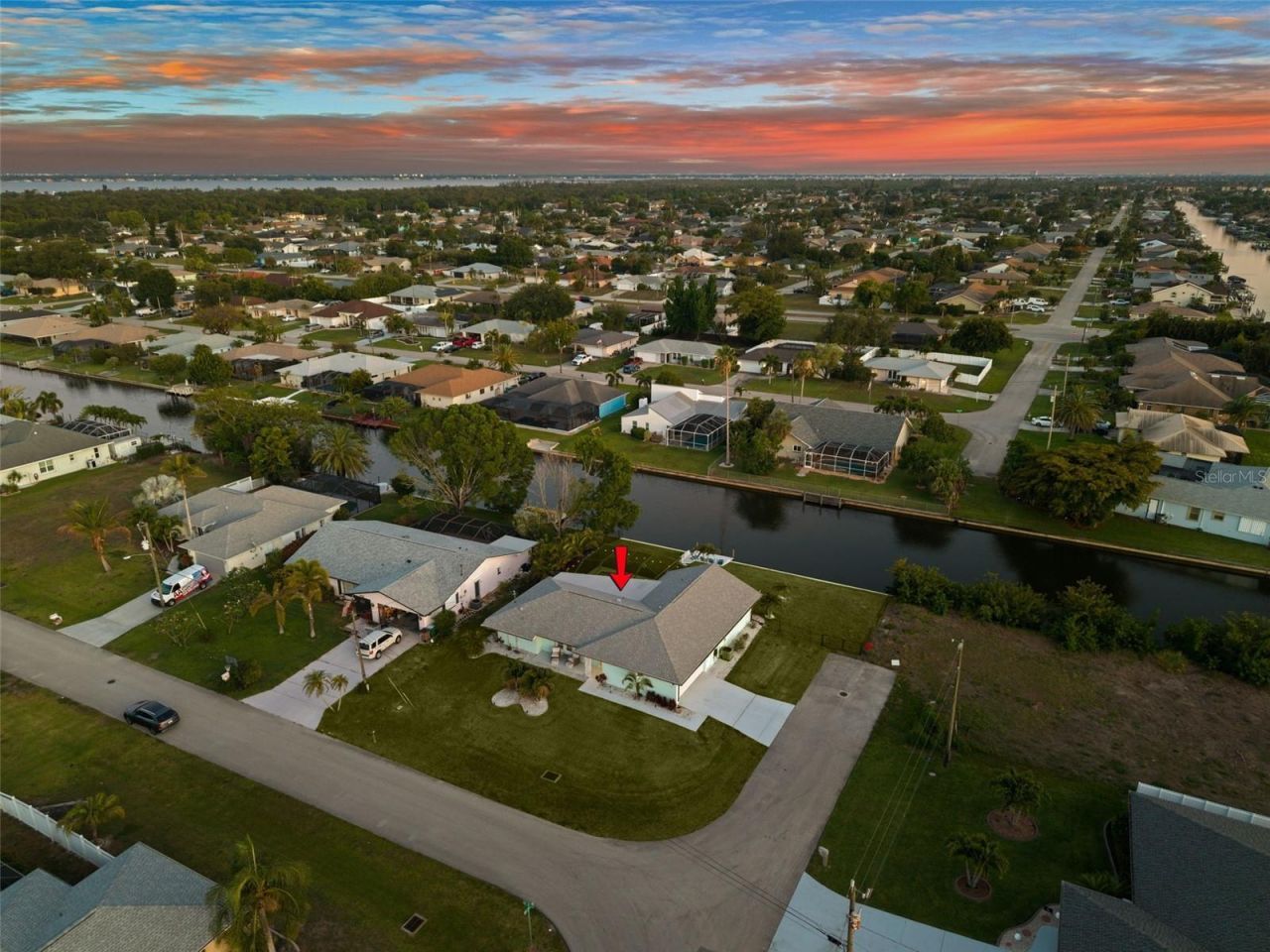 2102 SE 8th Street, Cape Coral, FL 33990 Photo