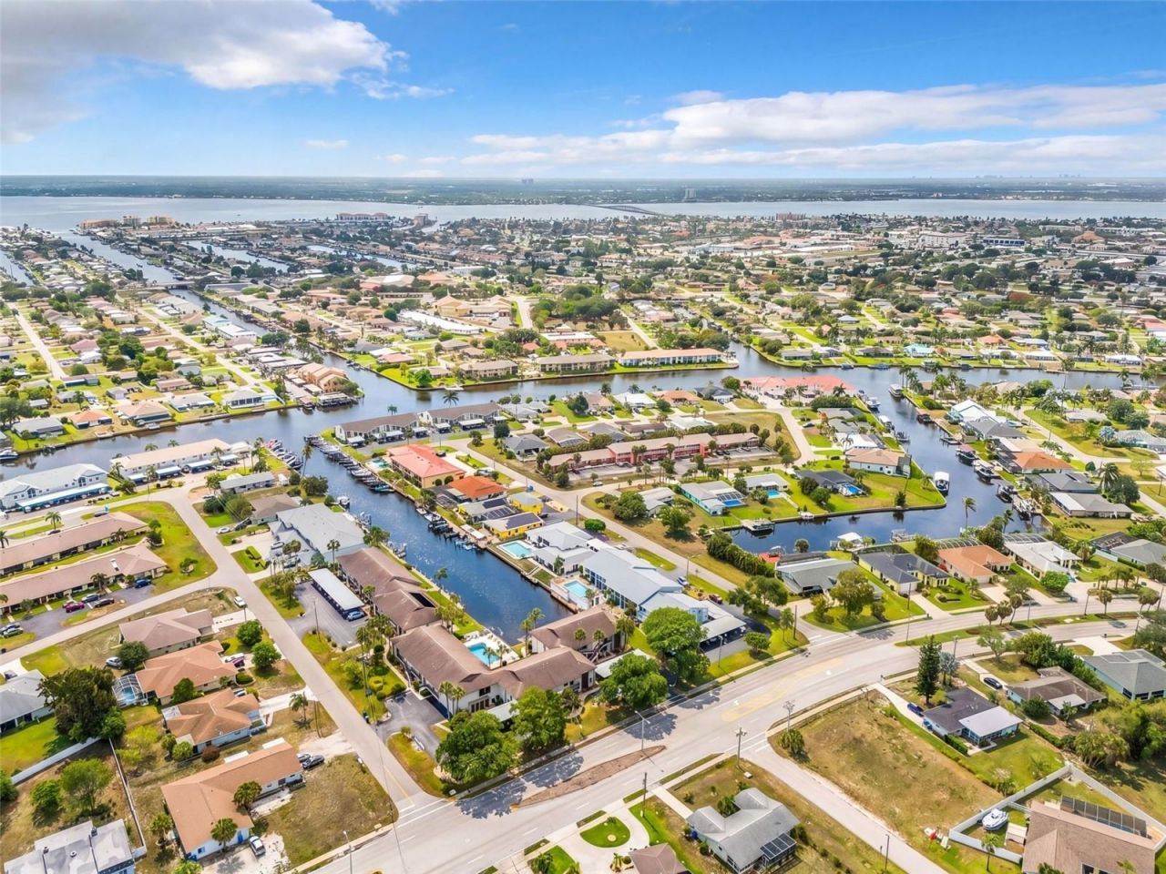 3935 Country Club Boulevard, Unit 22, Cape Coral, FL 33904 Photo