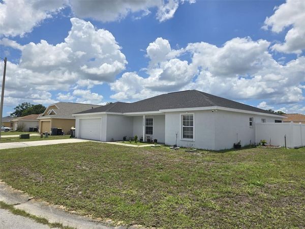2956 COACH LAMP ROAD , MULBERRY, FL 33860