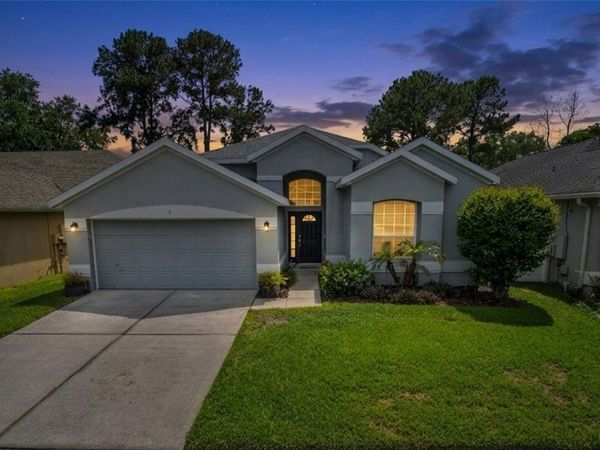 6 PIED COURT , ORLANDO, FL 32828
